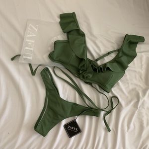 Zaful Ribbed Scrunch Butt Wrap Bikini Set Green S